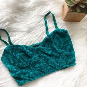 ❌SOLD❌ Velvet Floral Bralette